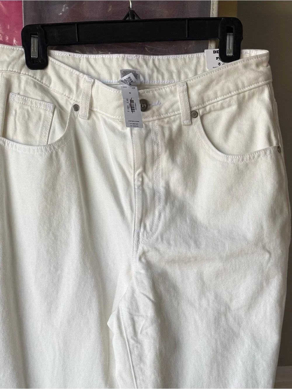 Cropped White Straight-Leg Jeans